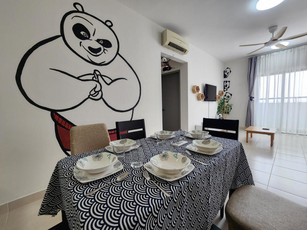Appartement Netflix Panda House 3B2R Rimbayu Kota Kemuning With Atari Games à Teluk Panglima Garang Extérieur photo